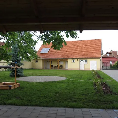Thermalia Vendeghazak - Levendula Guest house Kaba